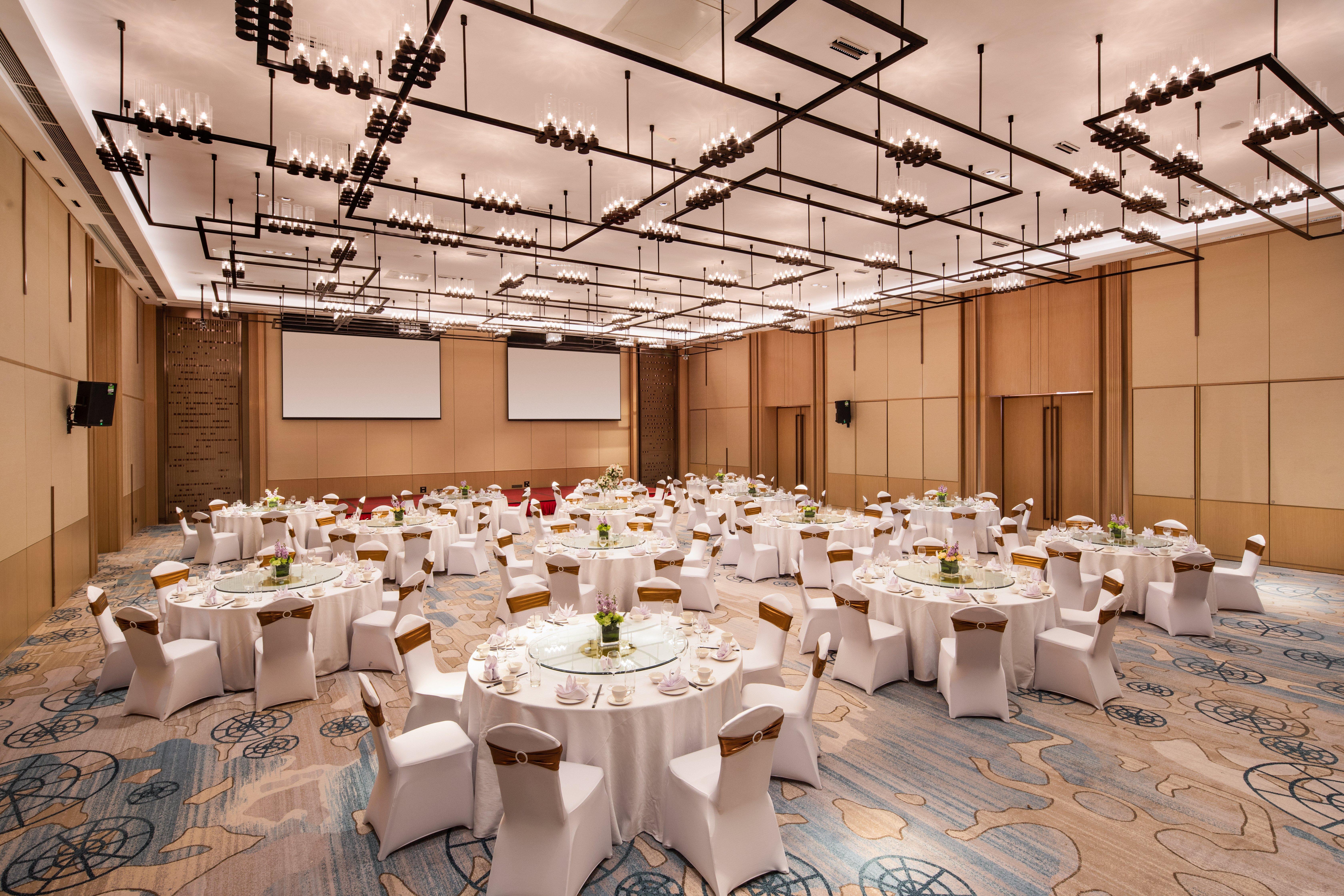 Holiday Inn Tianjin Xiqing By Ihg Buitenkant foto