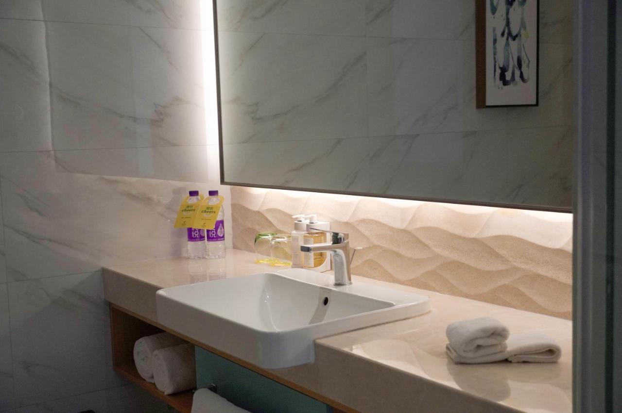 Holiday Inn Tianjin Xiqing By Ihg Buitenkant foto